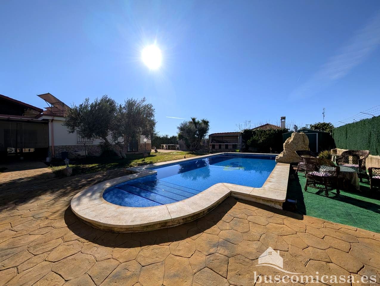Swimming pool of House or chalet for sale in Linares  with Air Conditioner, Private garden and Terrace
