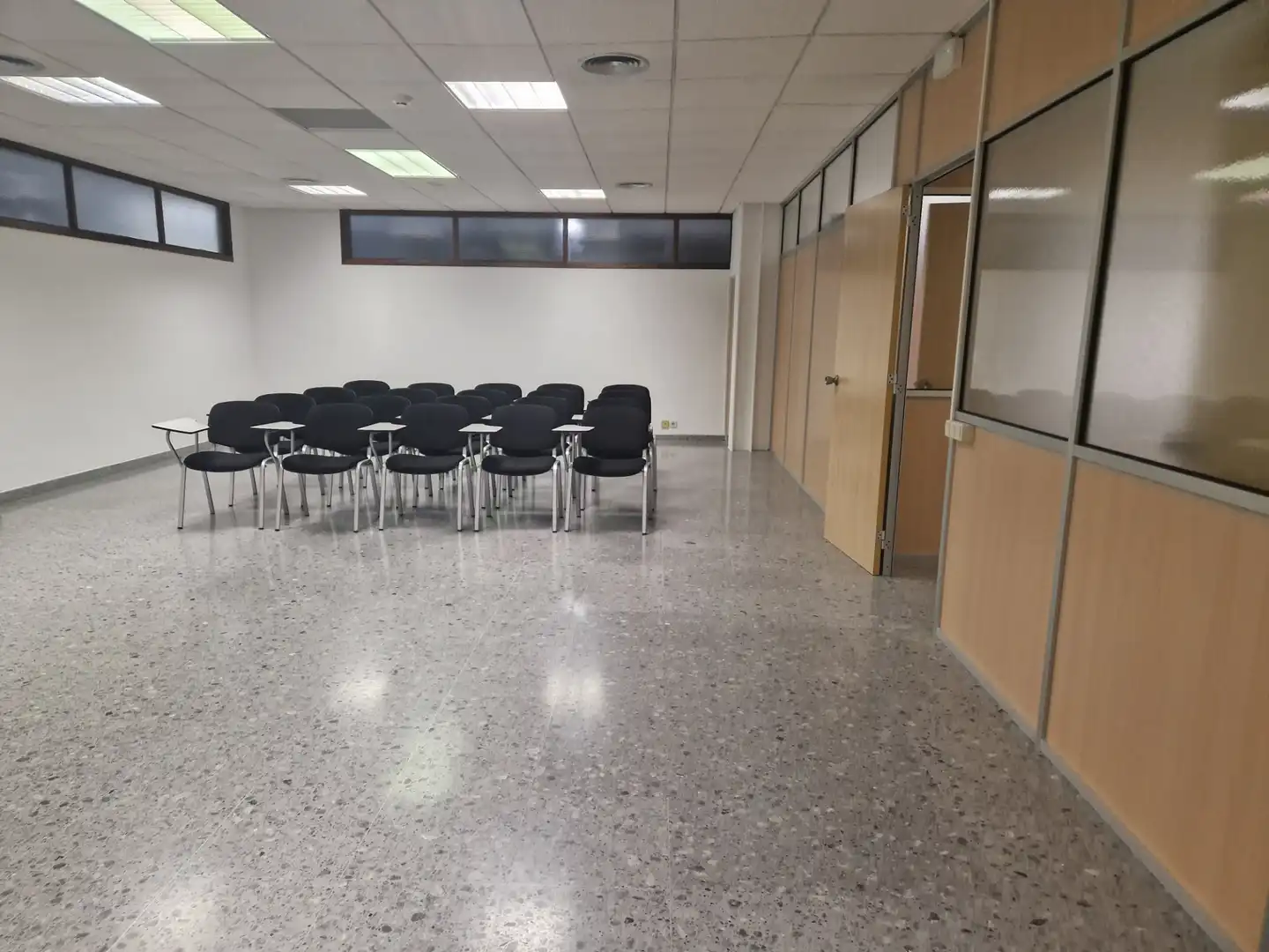 Oficina de alquiler en Granollers con Amueblado y Internet