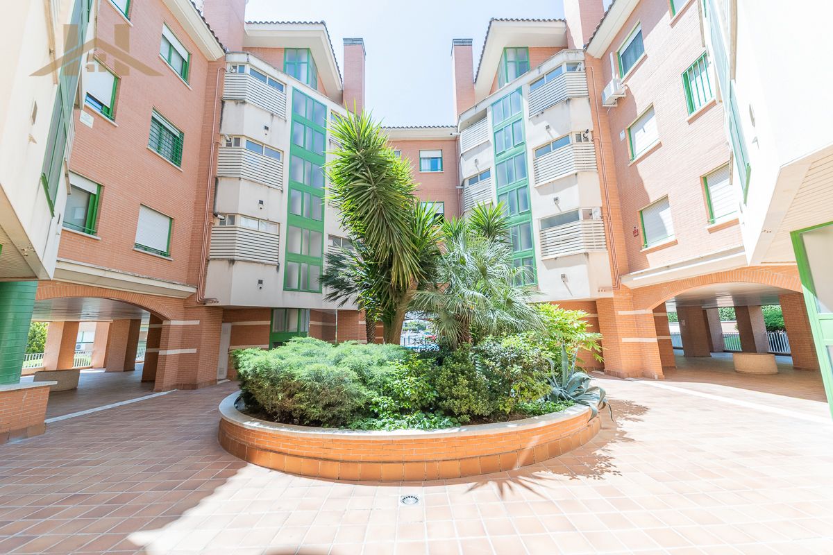 Exterior view of Flat for sale in Boadilla del Monte  with Heating, Terrace and Storage room