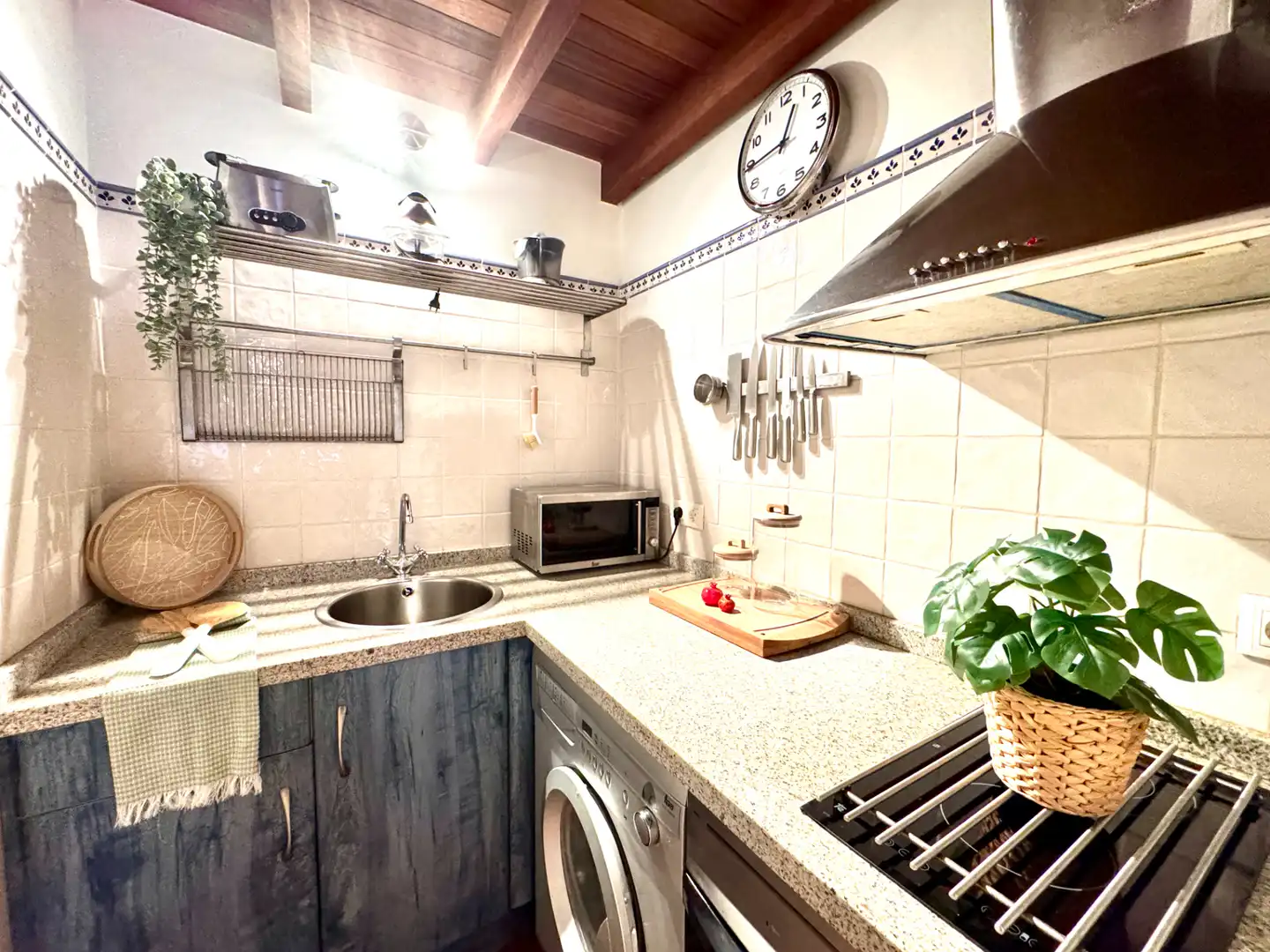 Cocina de Casa adosada en venta en Villaviciosa con Calefacción, Parquet y Amueblado