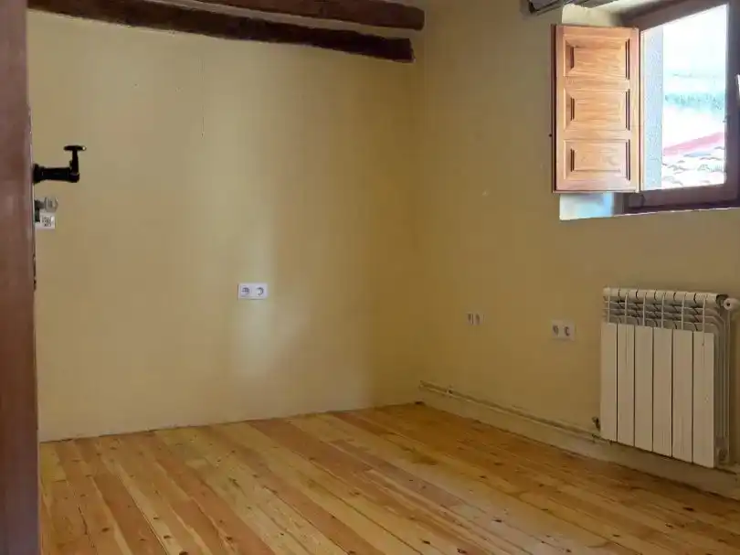 Casa adosada en venda en Simancas amb Balcó