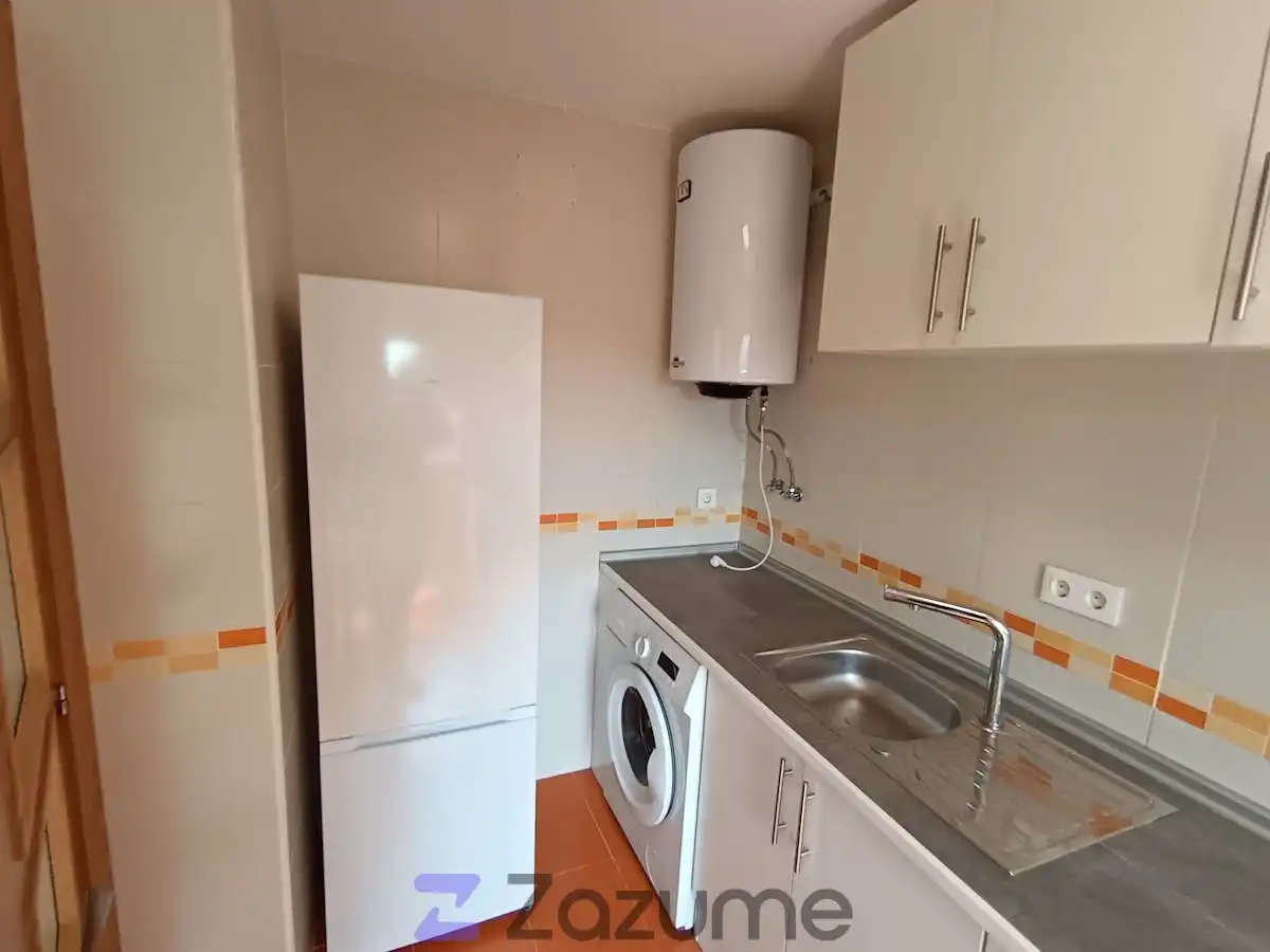 Kitchen of Flat for rent in Carmena  with Heating, Parquet flooring and Furnished