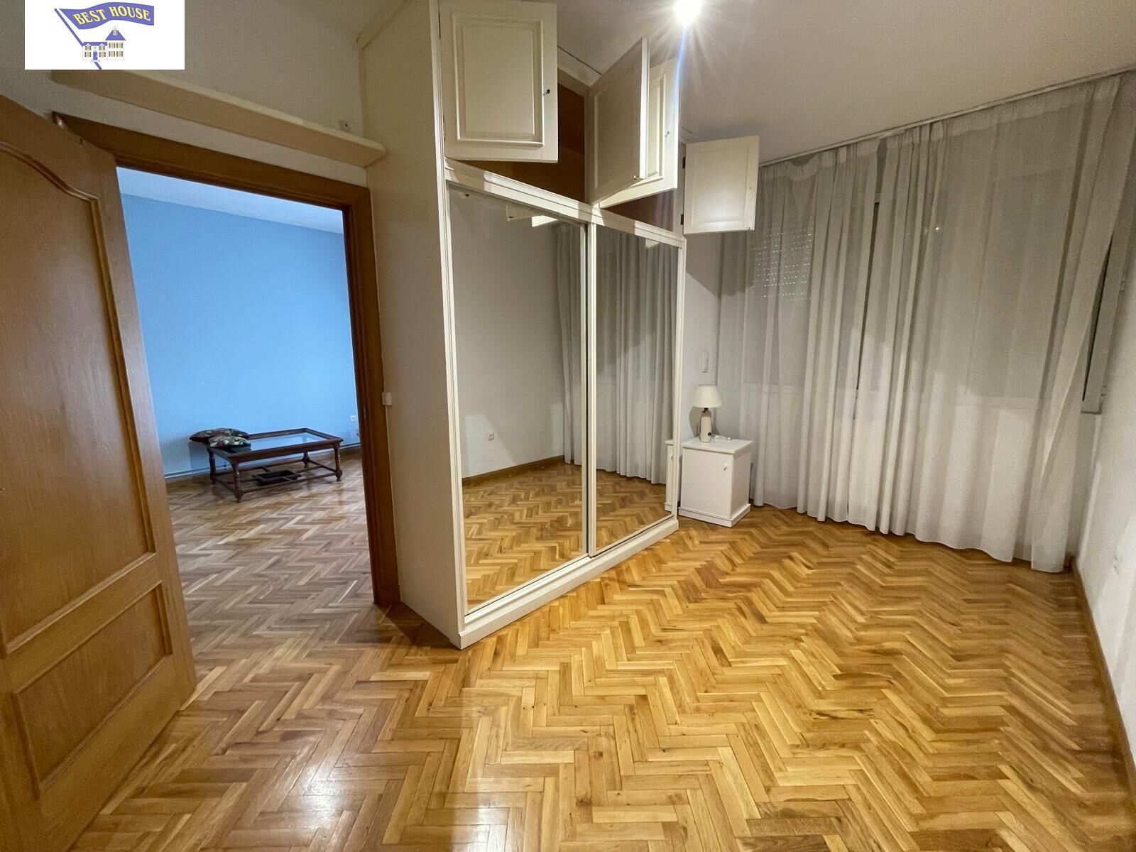 Dormitori de Apartament de lloguer en  Albacete Capital amb Calefacció i Balcó