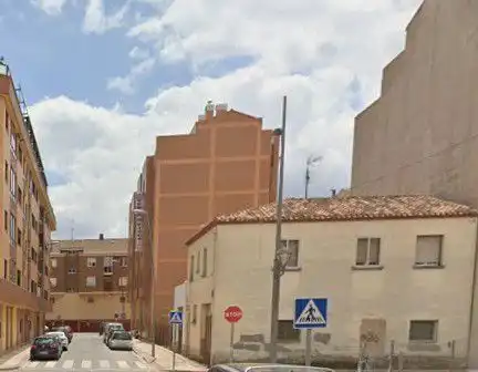 Casa a schiera in vendita a JORGE MANRIQUE, imagen 3