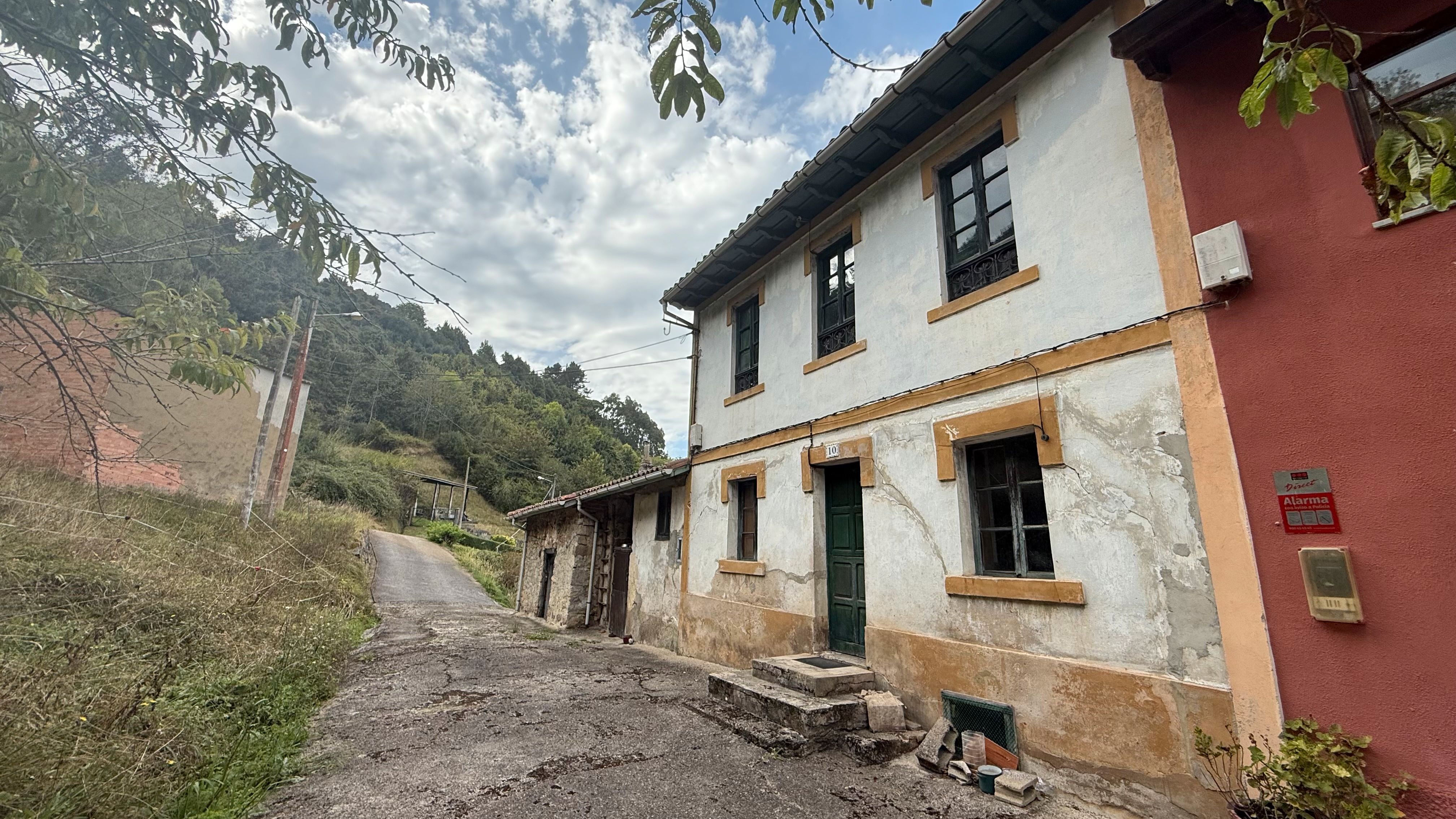 Exterior view of House or chalet for sale in Villaviciosa