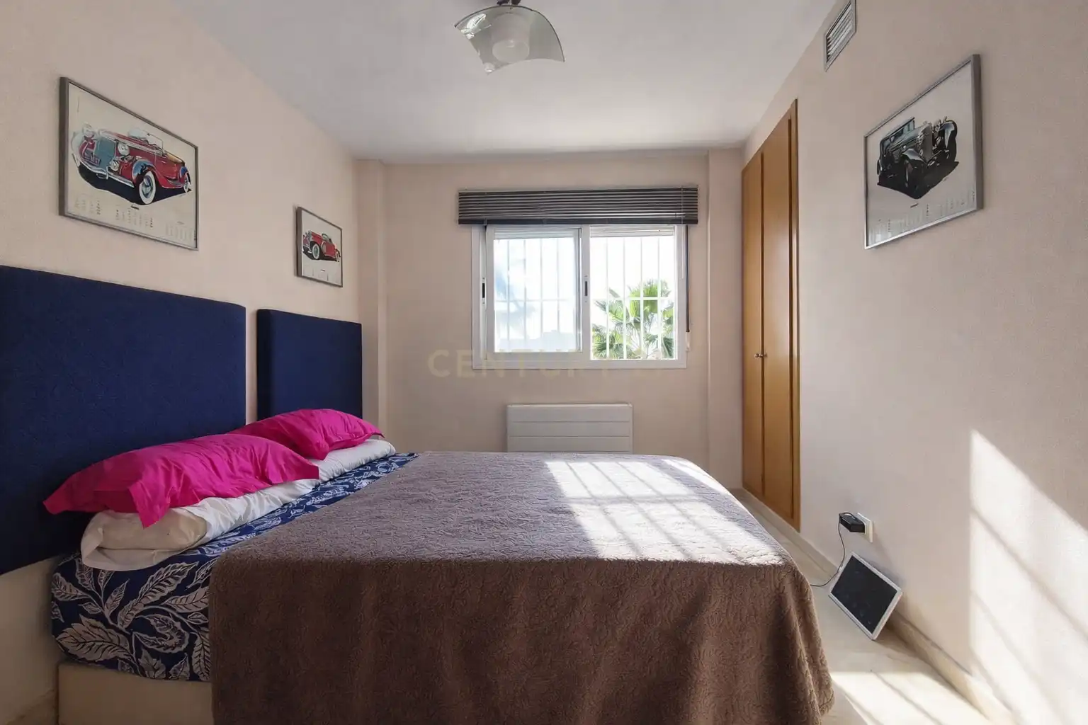 Habitación de Casa adosada en venta en La Nucia con Aire acondicionado, Trastero y Horno