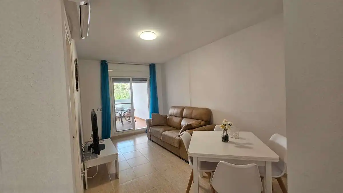 Sala de estar de Piso en venta en El Ejido con Terraza, Amueblado y Horno
