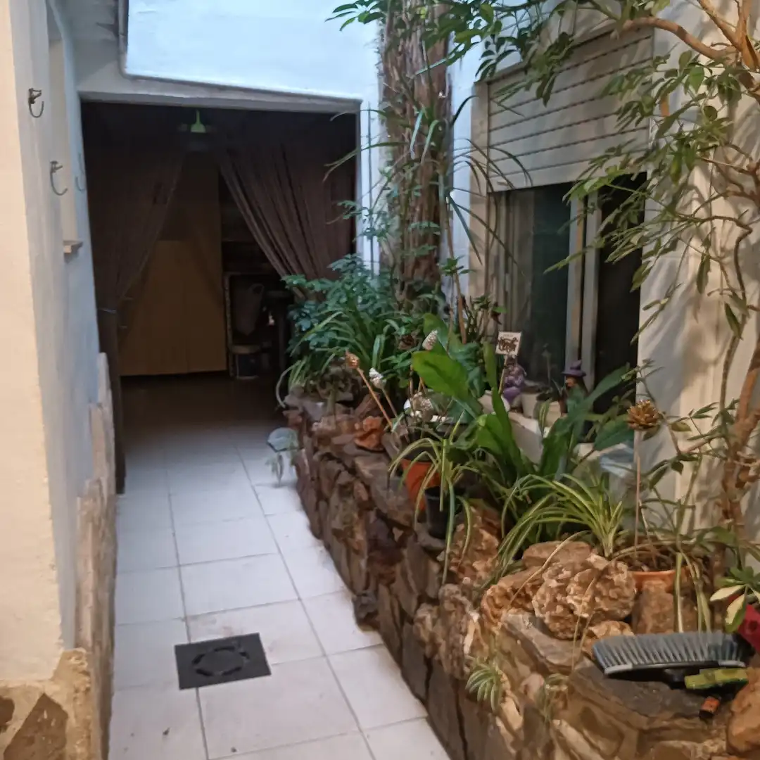 Casa con terraza en venta en Carrer de la Marquesa de Montortal, imagen 3