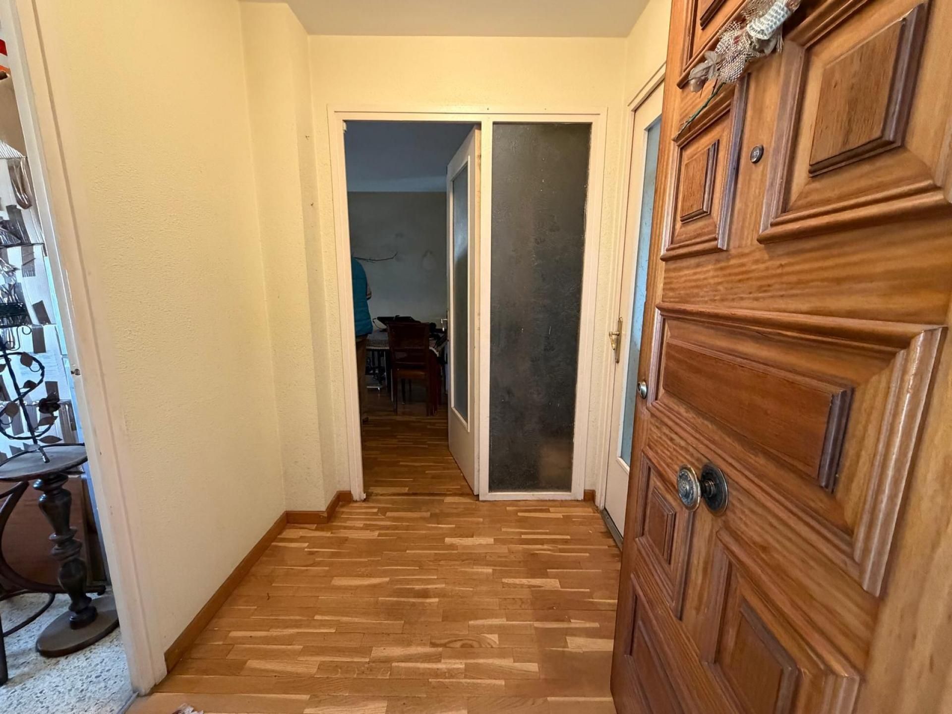 Flat for sale in Sabadell  with Parquet flooring and Balcony