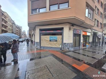 Local comercial en venda a Areiltza Doktorearen Zumarkalea