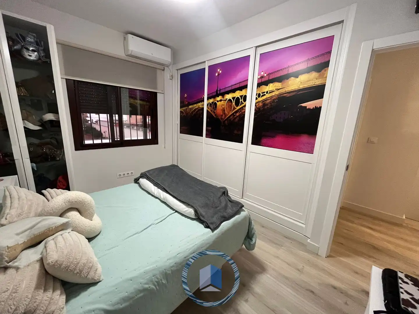 Habitación de Piso en venta en Montequinto con Jardín privado, Trastero y Piscina comunitaria
