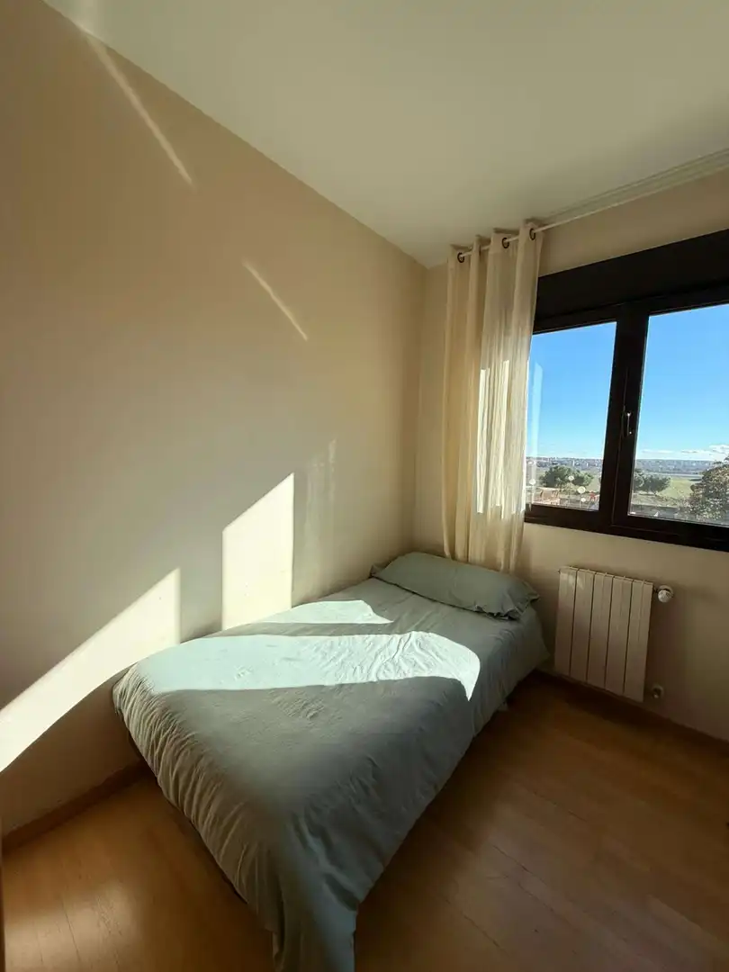 Room in PAU de Carabanchel