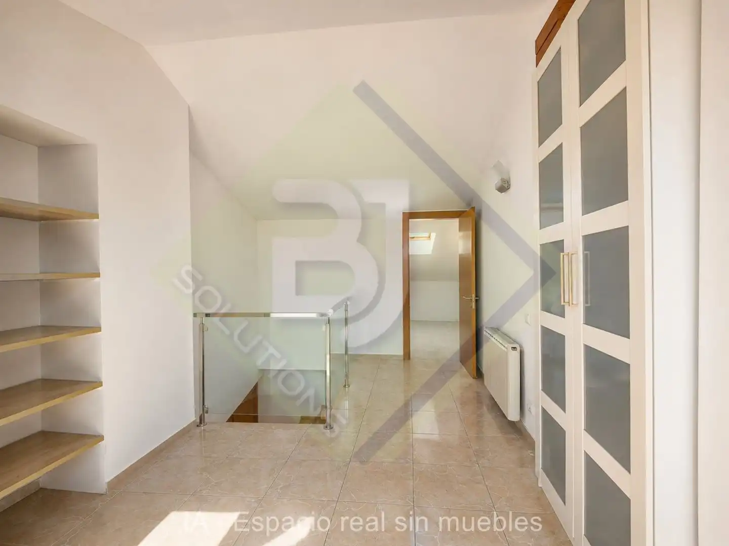 Ático en venta en Canet de Mar con Calefacción, Terraza y Horno