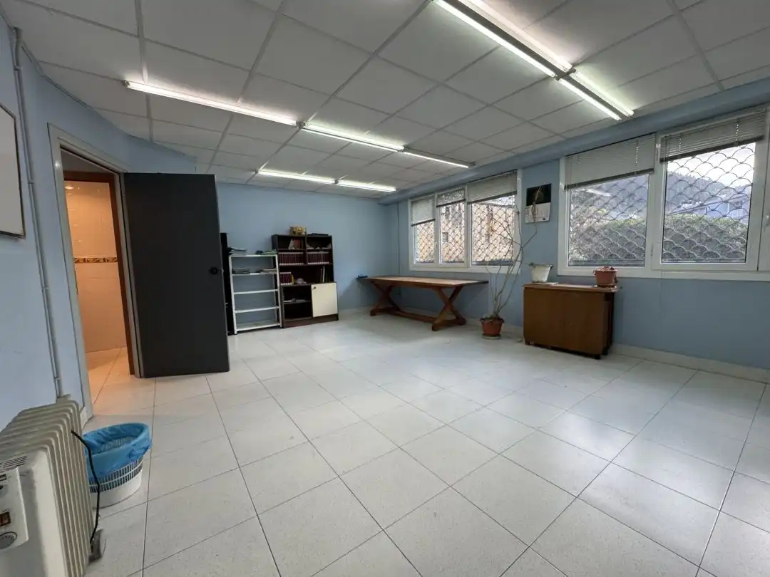 Business premises to rent in Bergara, imagen 2