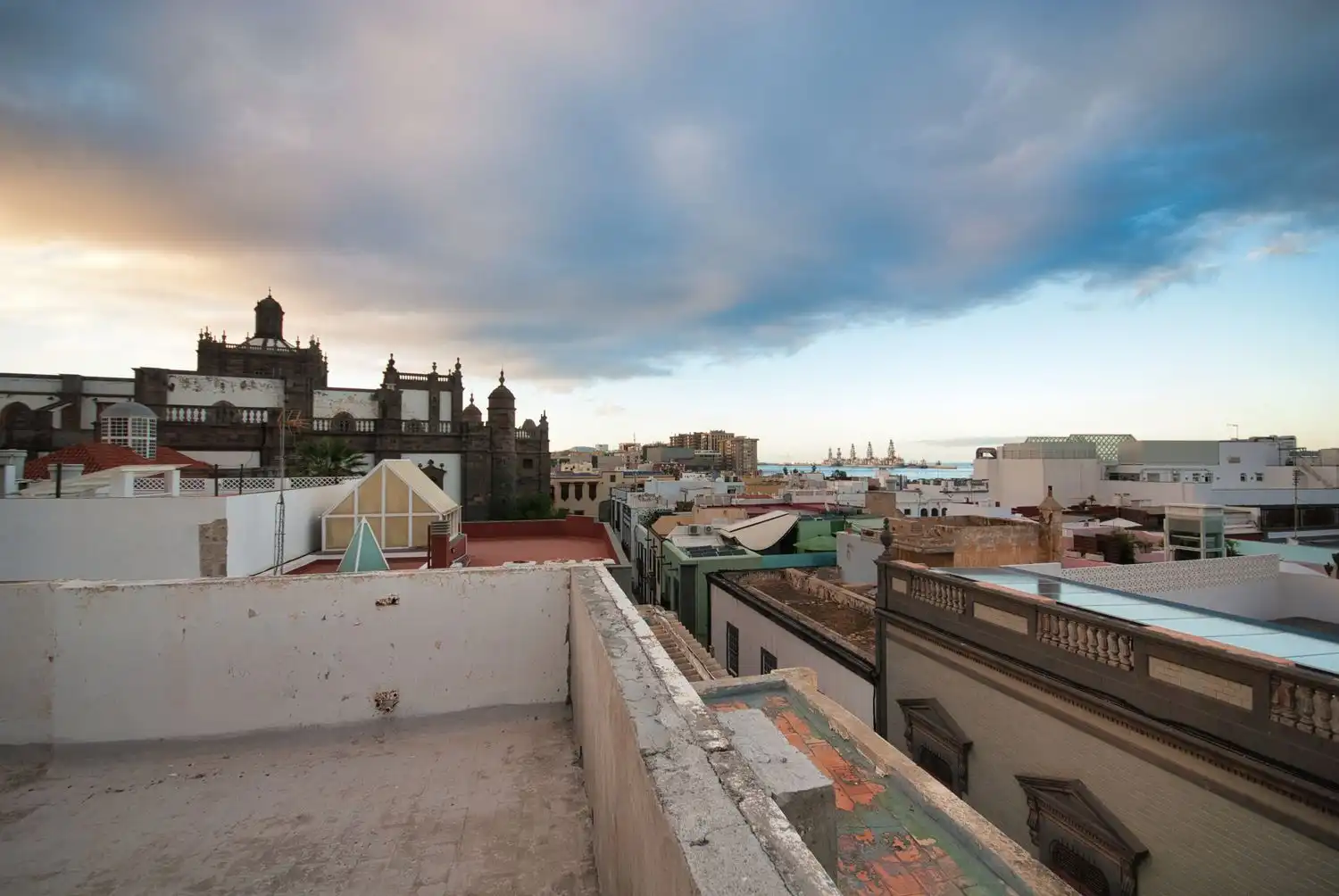 Vista exterior de Edifici en venda en Las Palmas de Gran Canaria