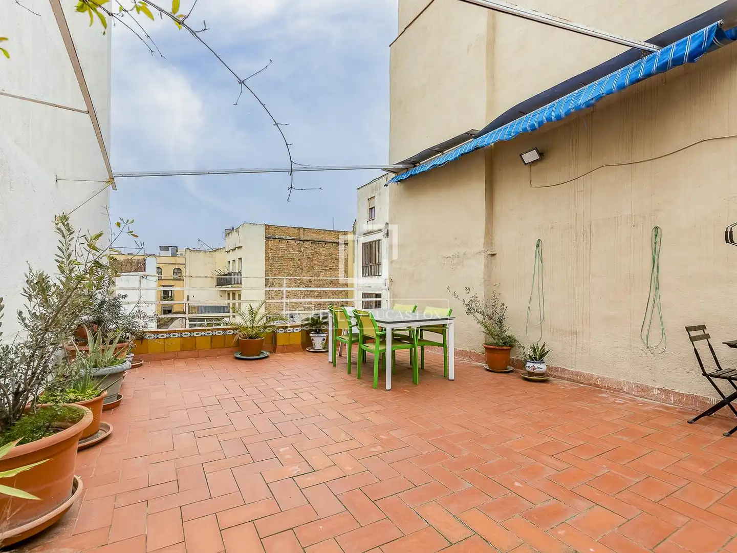 Terraza de Piso en venta en Barcelona con Calefacción, Terraza y Balcón