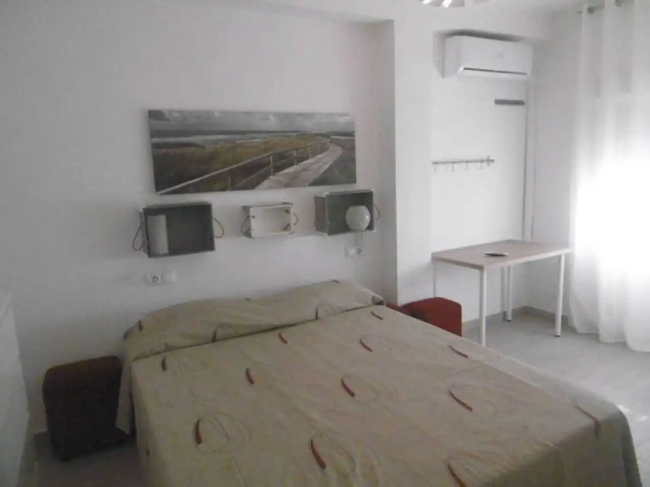 Bedroom of Flat for rent in Almería  with Air Conditioner, Terrace and Furnished