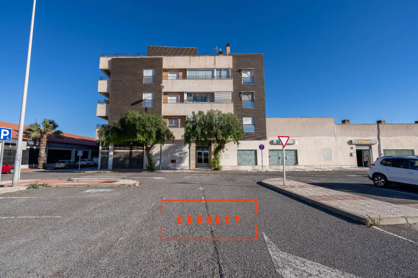 Exterior view of Flat for sale in Roquetas de Mar  with Air Conditioner, Heating and Terrace