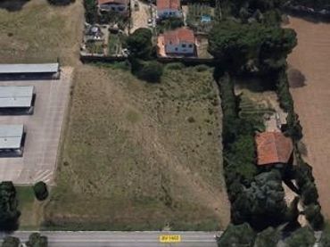 Terrenys i solars en venda a Carrer Anselm Clave 236
