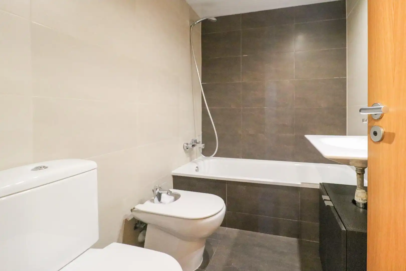 Baño de Piso en venta en Viladecans con Aire acondicionado, Parquet y Trastero