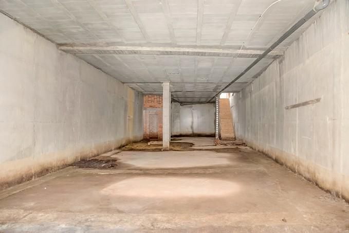 Premises for sale in O Carballiño    with Heating