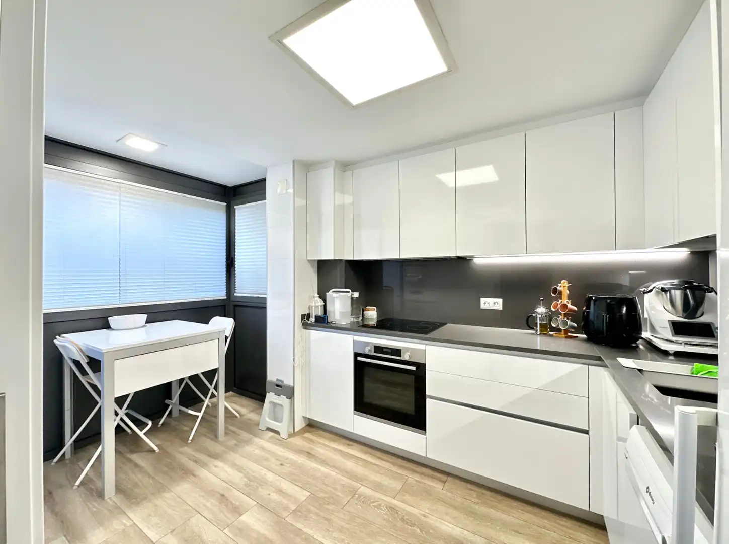 Cocina de Casa adosada en venta en Campdevànol con Calefacción, Terraza y Horno