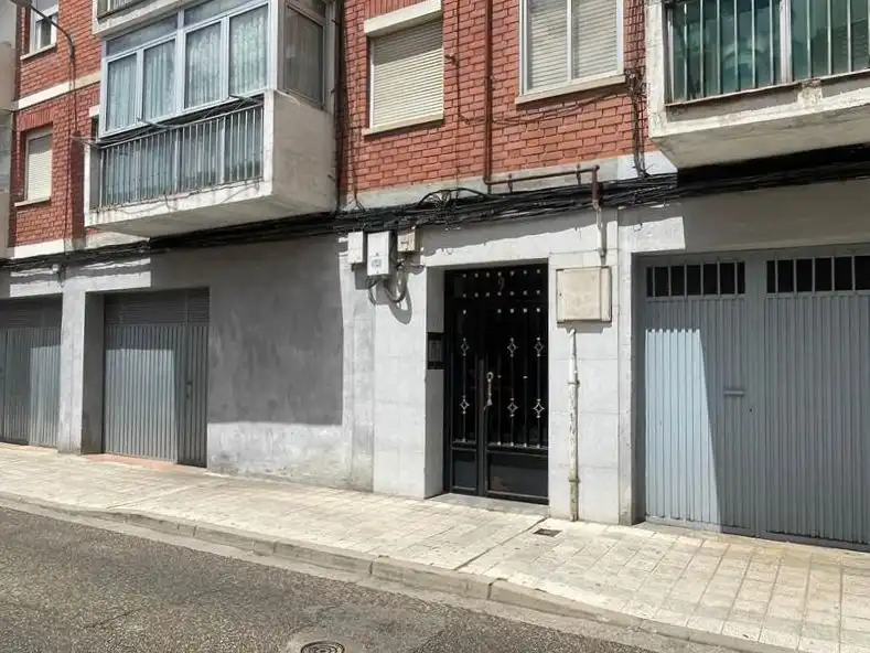 Außenansicht von Wohnungen zum Verkauf in Palencia