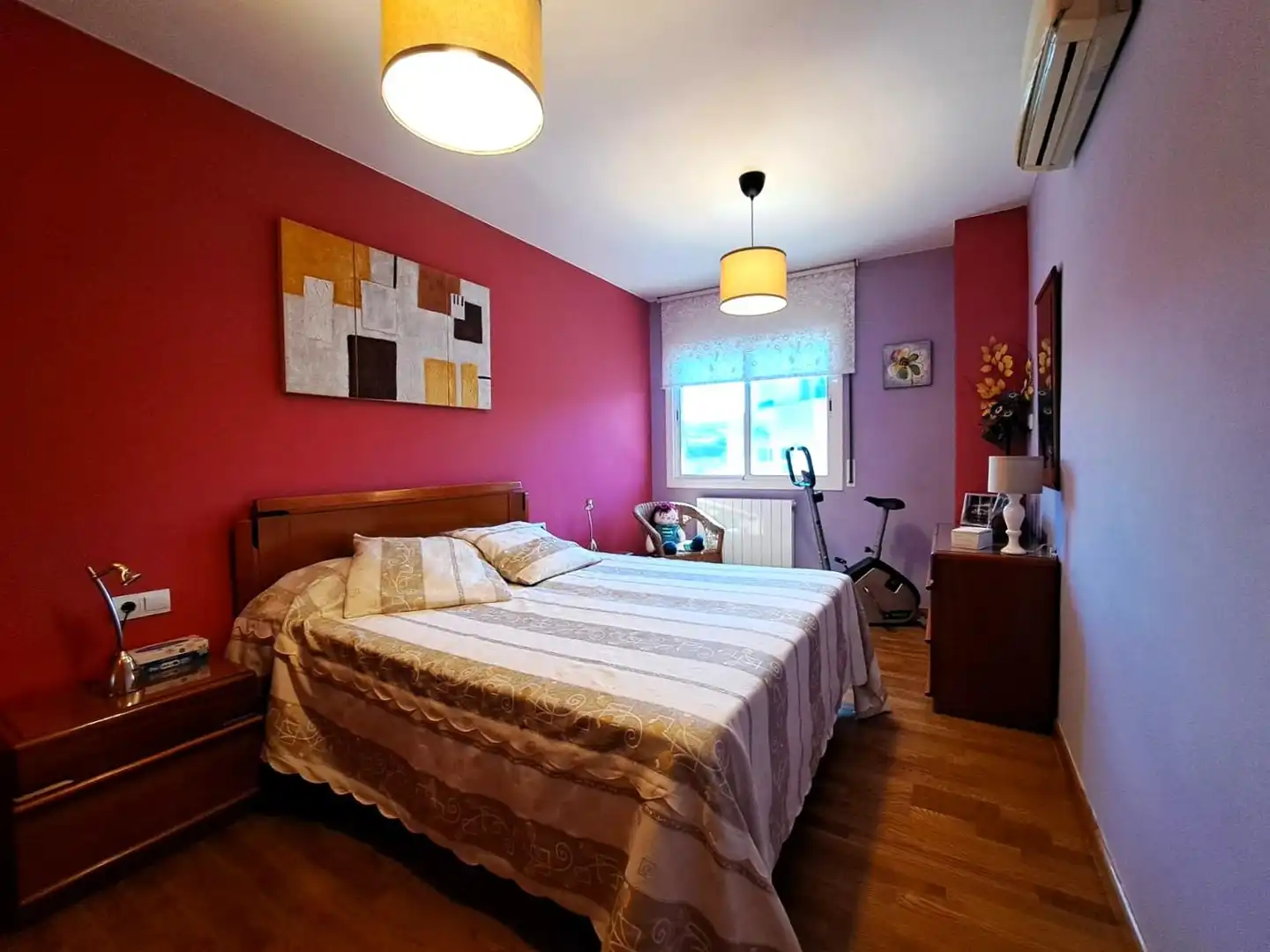 Habitación de Dúplex en venta en Olesa de Montserrat con Aire acondicionado, Calefacción y Jardín privado
