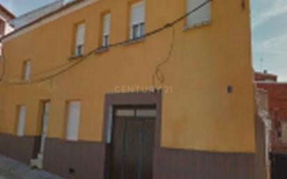 Vista exterior de Casa o xalet en venda en Madridejos amb Terrassa