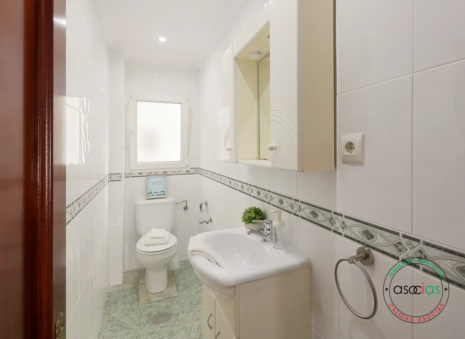 Baño de Piso en venta en Gijón  con Calefacción