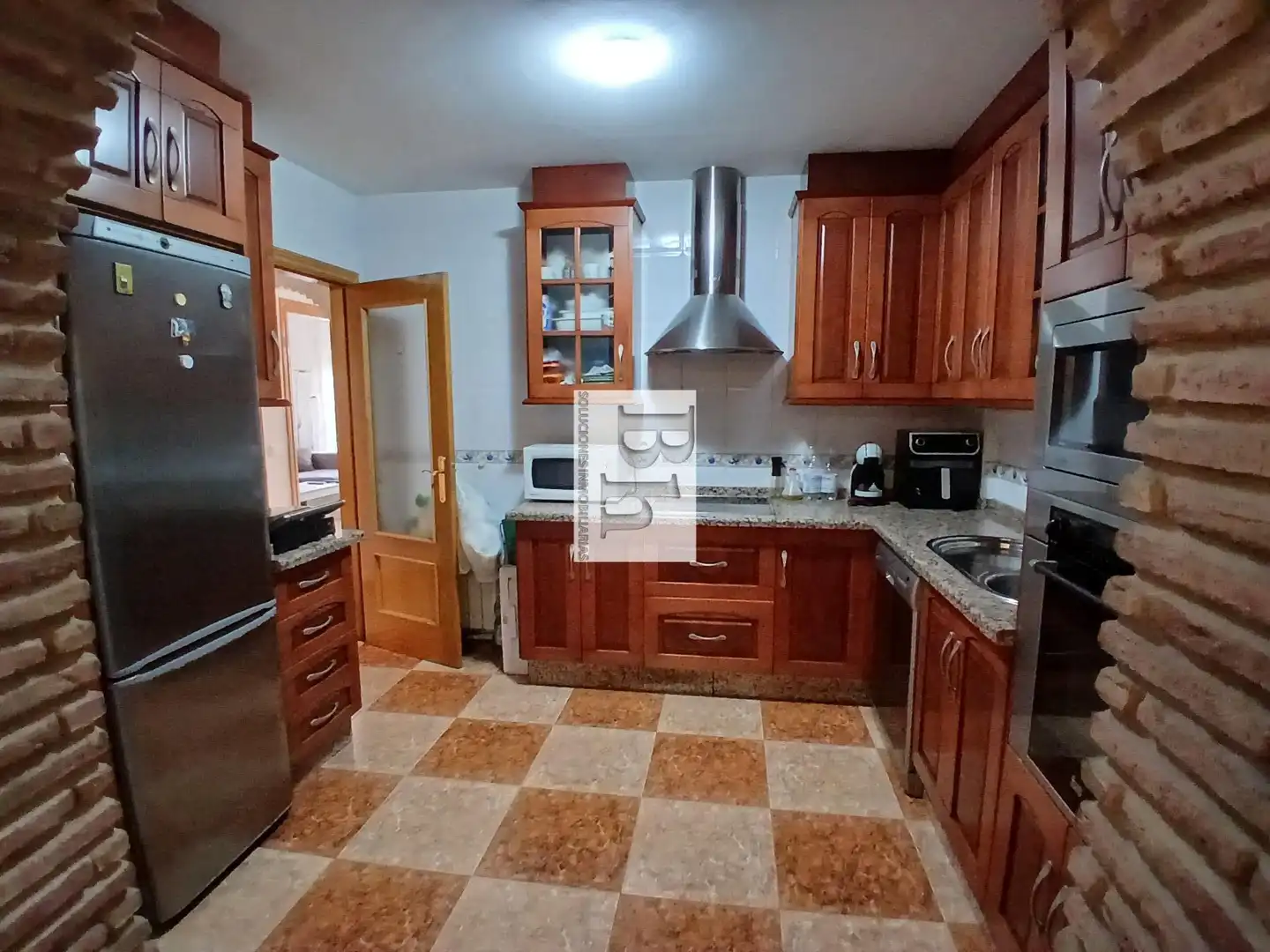 Kitchen of Houses for sale in Málaga  with Air Conditioner, Terrace and Balcony