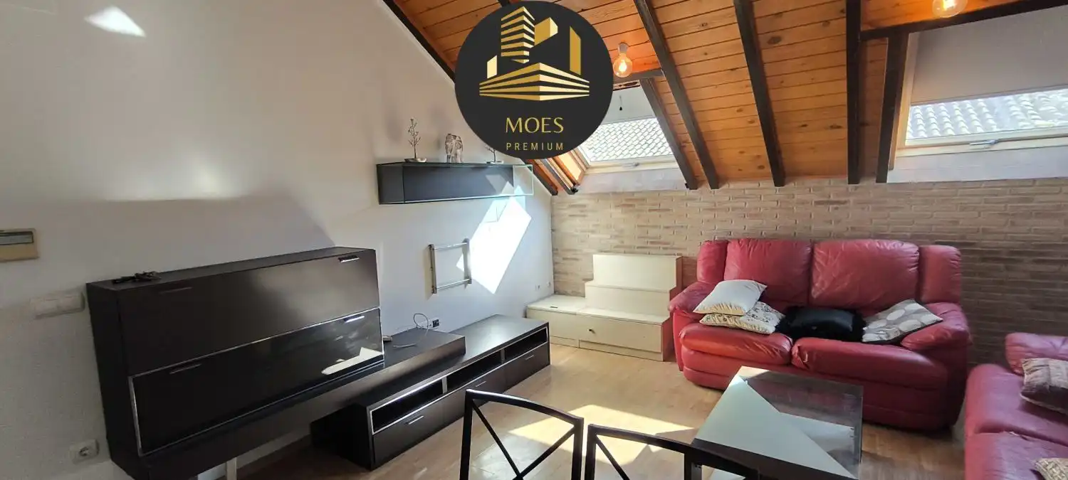 Sala de estar de Piso en venta en Úbeda con Aire acondicionado, Calefacción y Trastero
