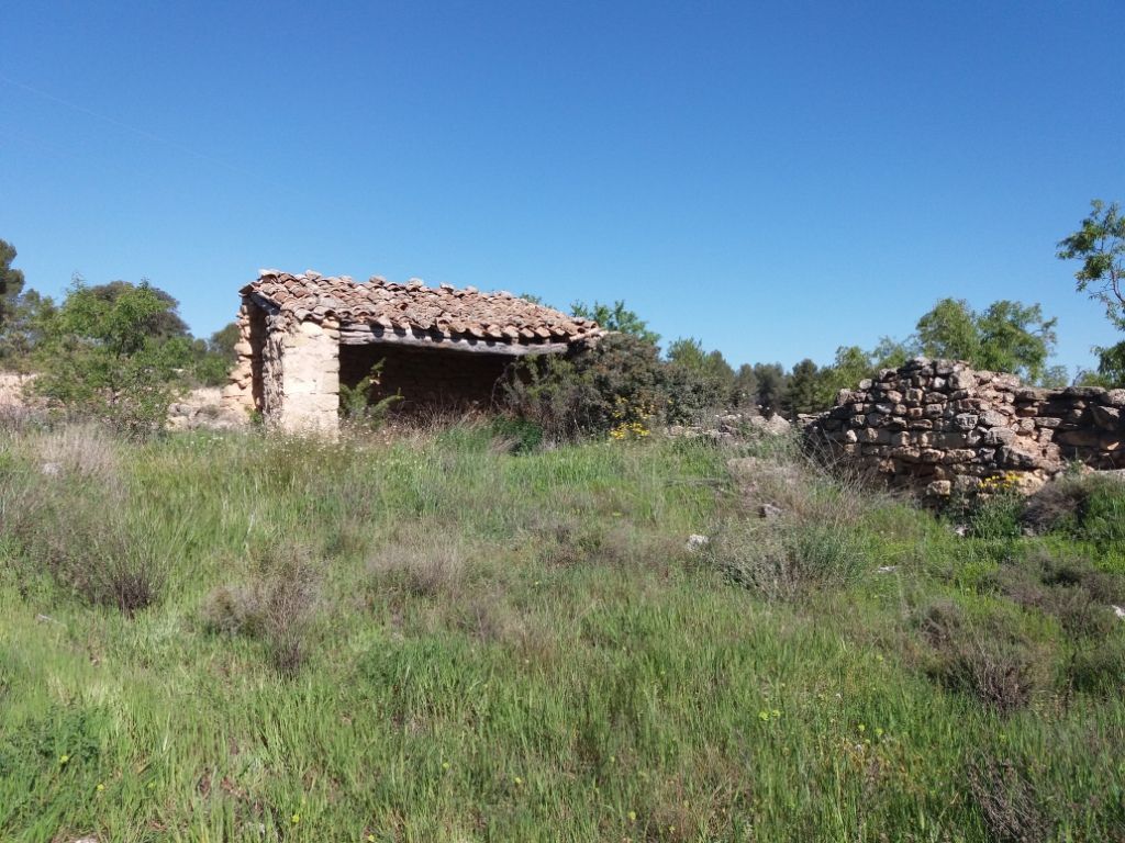 Finca rústica en venda en Valdeltormo