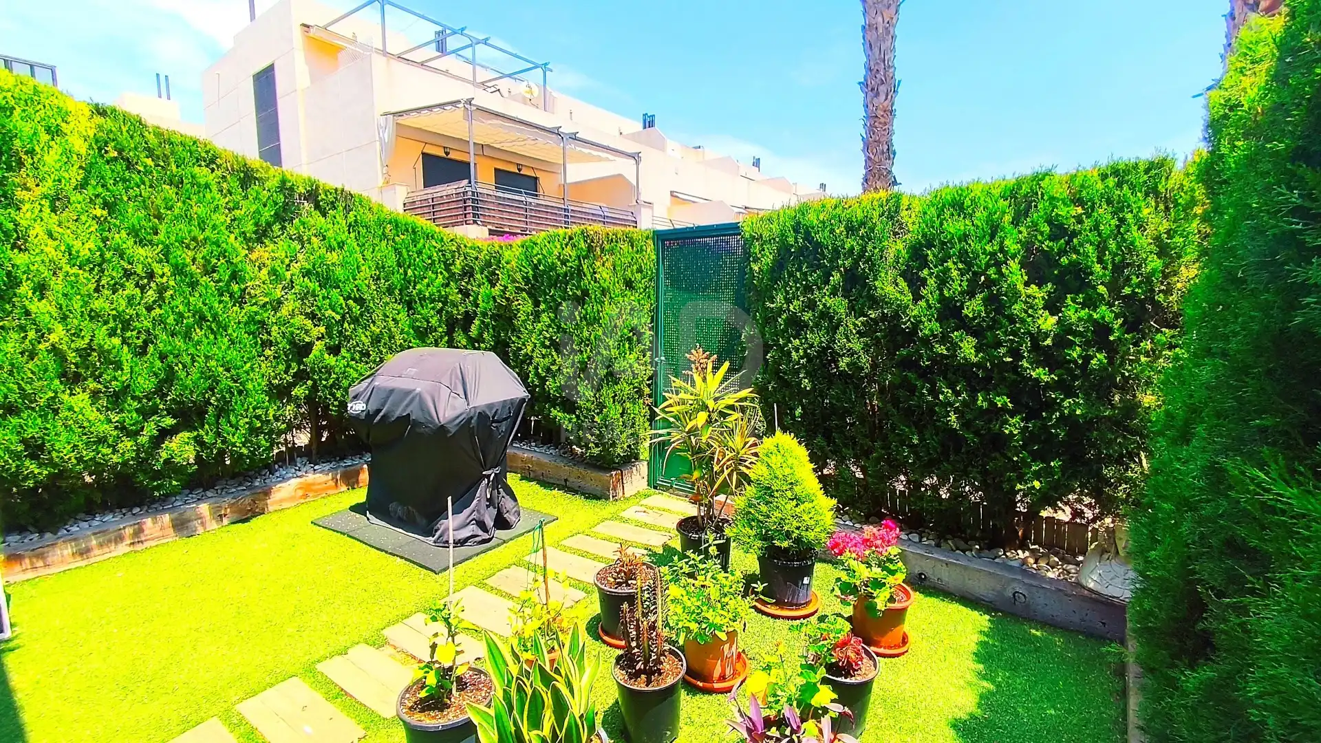 Jardín de Casa adosada en venta en Alicante / Alacant con Aire acondicionado, Calefacción y Terraza