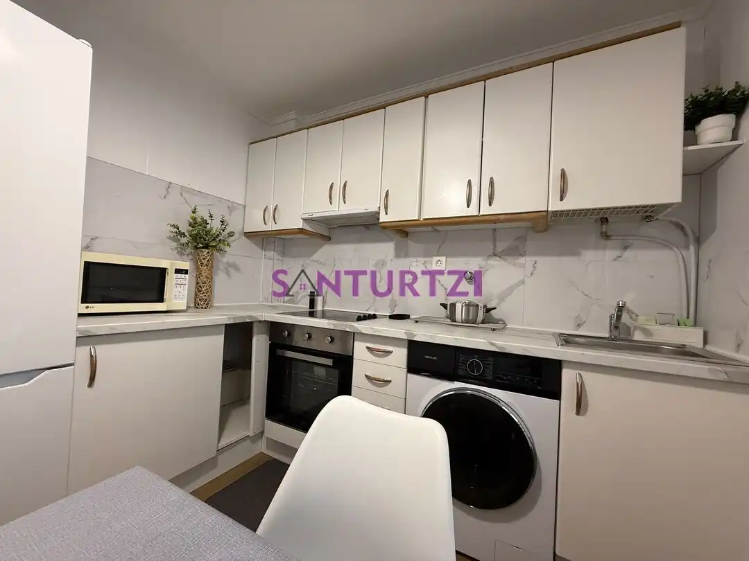 Kitchen of Flat for rent in Santurtzi   with Heating and Balcony