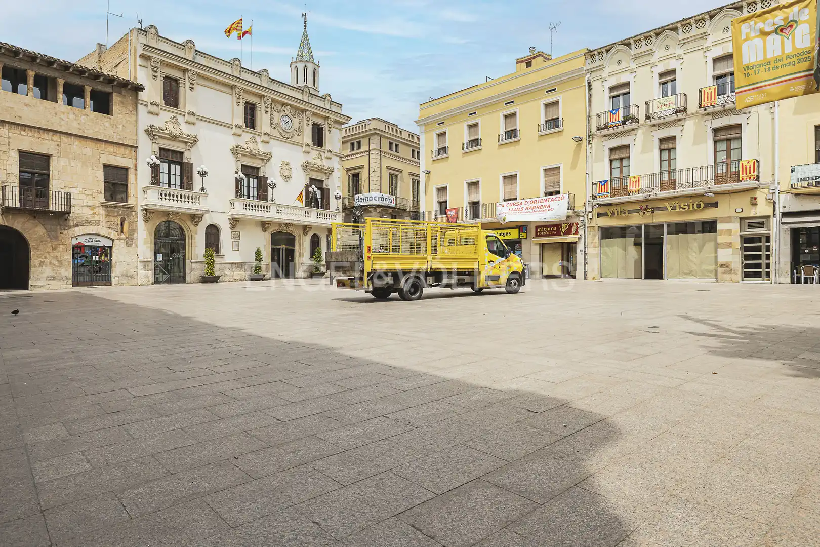Aparcament de Edifici en venda en Vilafranca del Penedès