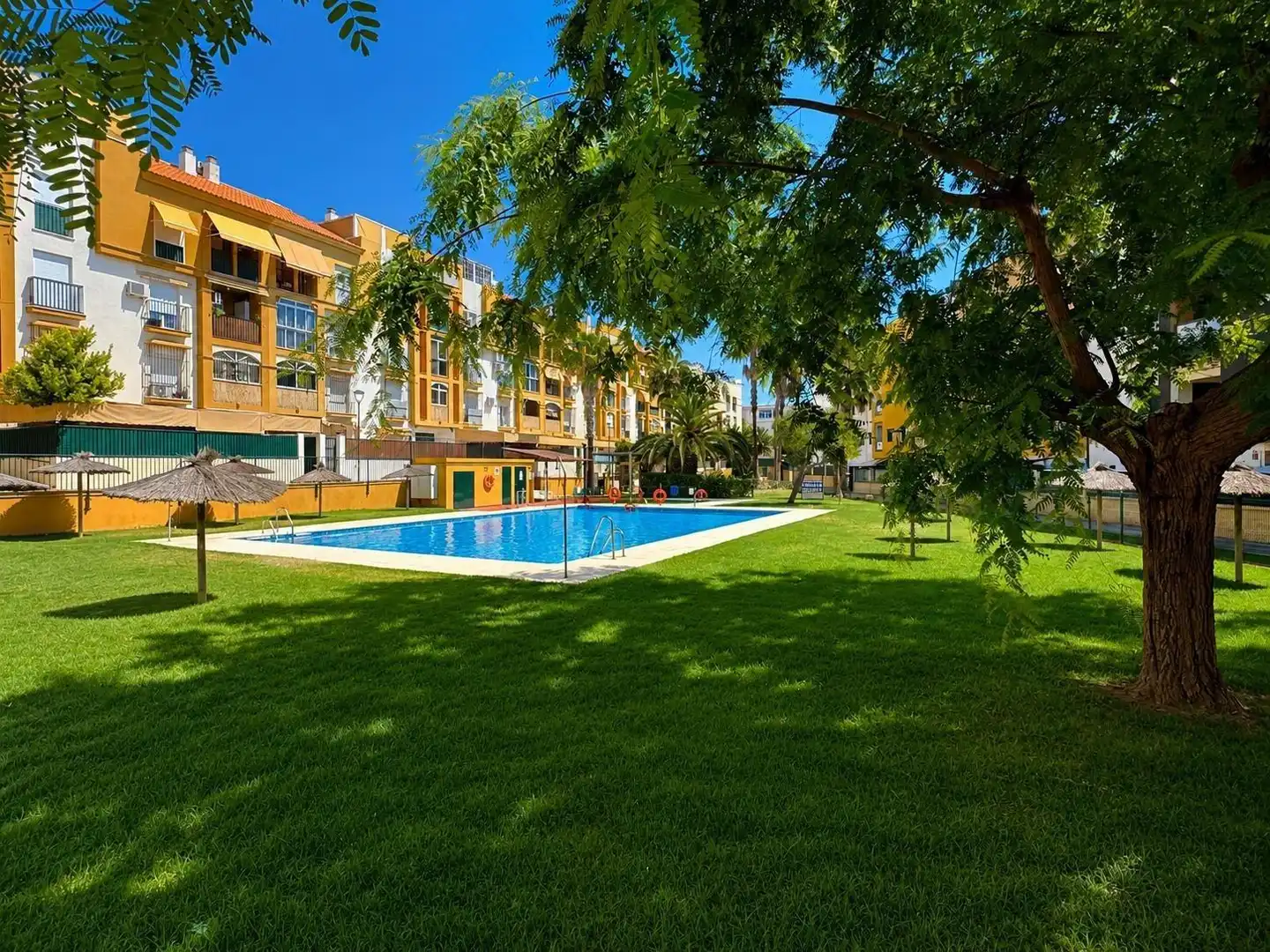 Wohnung mit Pool zum Verkauf in Chapín - Campus Universitario - Navinco