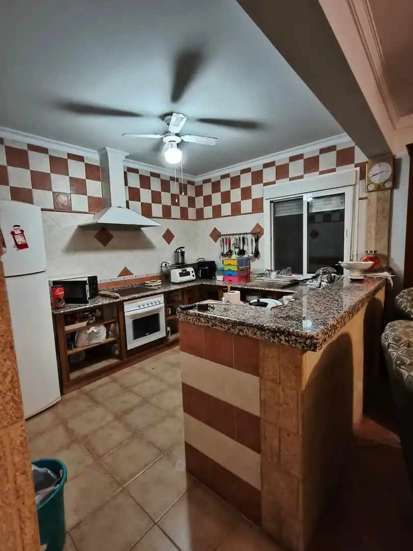 Kitchen of Houses for sale in Chiclana de la Frontera  with Private garden and Terrace