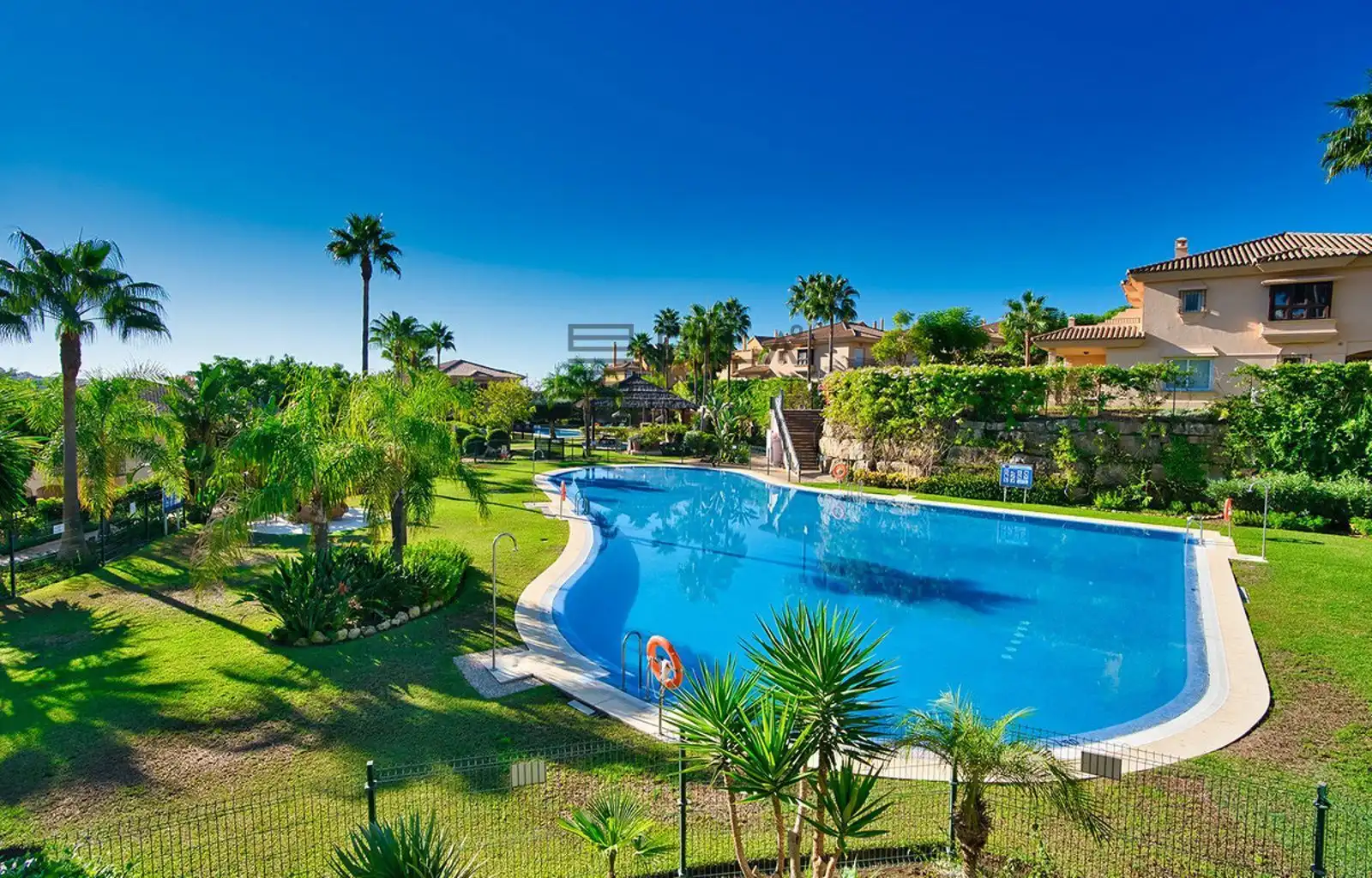 Chalet con piscina en venta en Tramontana, imagen 2