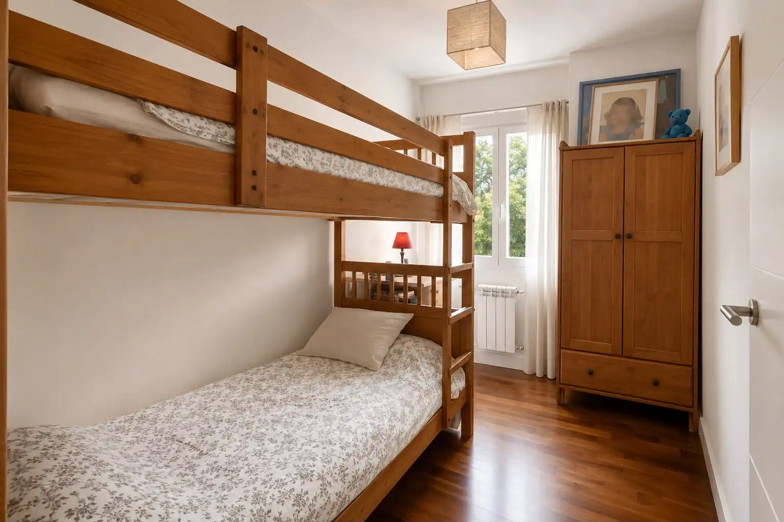 Habitación de Piso de alquiler en Madrid con Calefacción y Amueblado