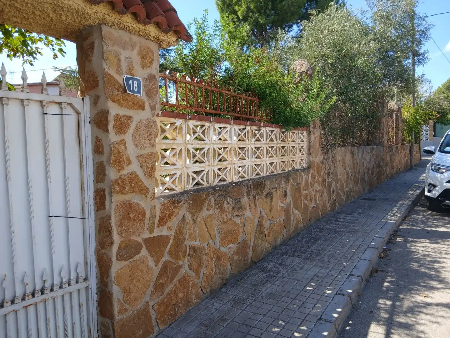 Wohnbaugrundstück zum Verkauf in Carrer Els Pous, imagen 2