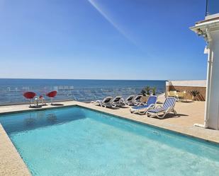 Piscina de Casa o xalet en venda en El Campillo (Huelva) amb Aire condicionat, Terrassa i Piscina