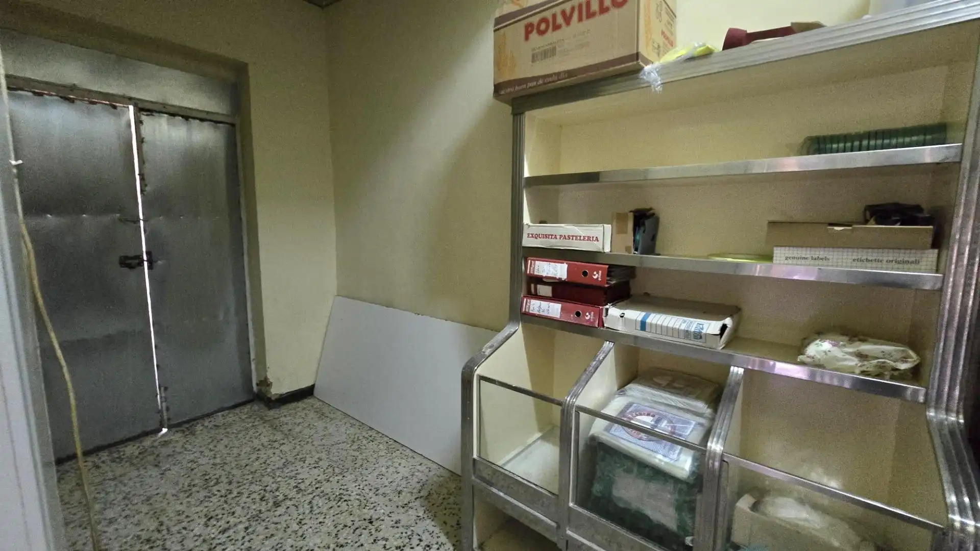 Business premises for sale in Calle de Álvarez Quintero, imagen 21
