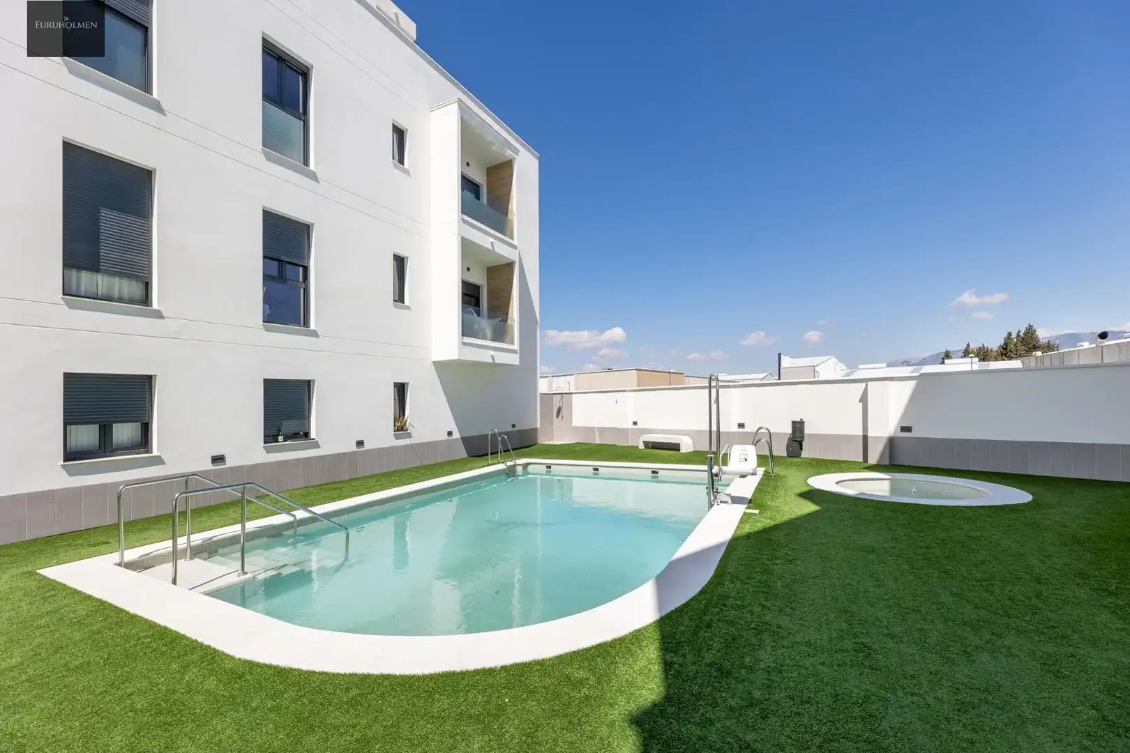 Piscina de Pis en venda en Armilla amb Aire condicionat, Calefacció i Traster