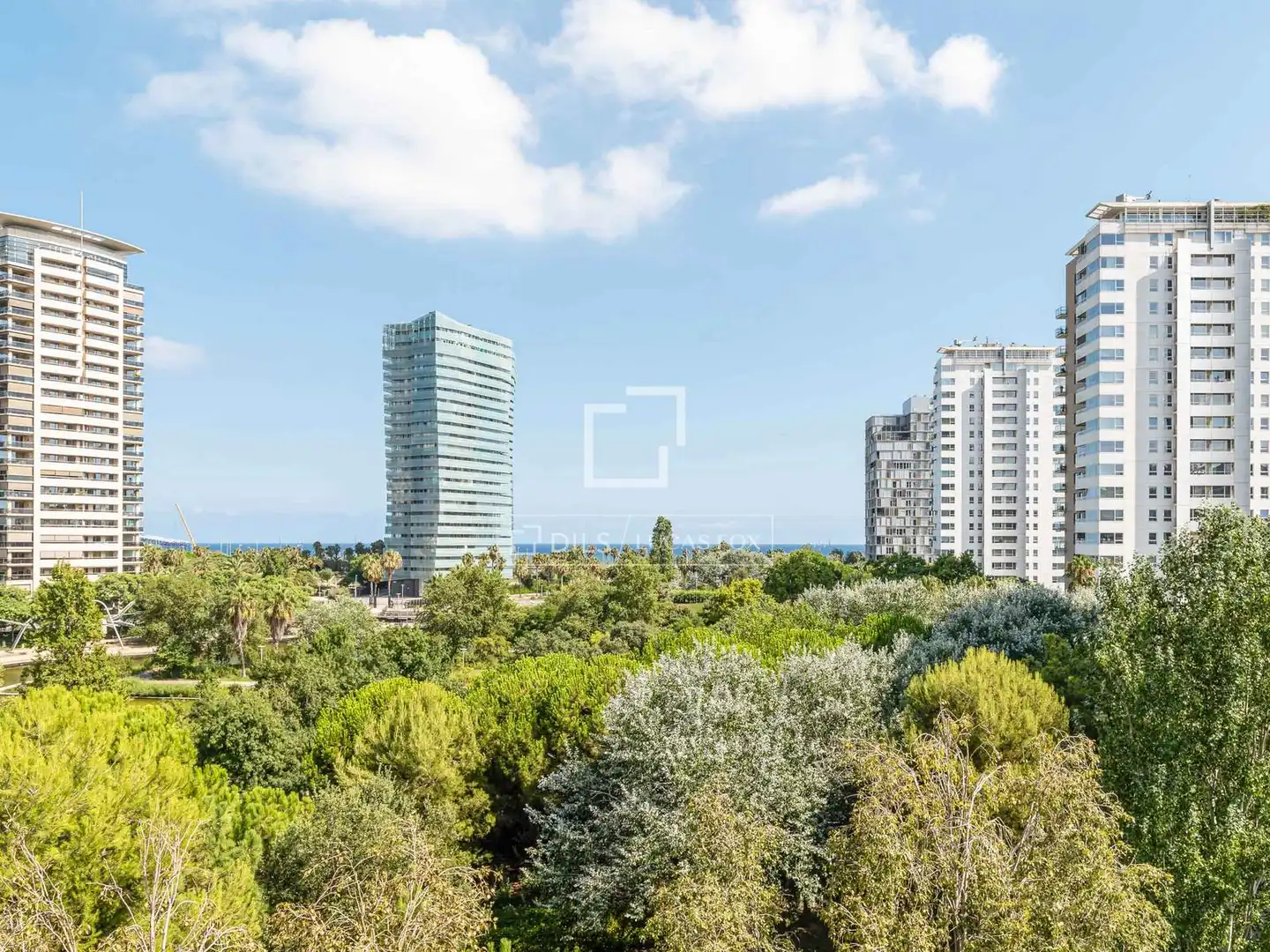 Vista exterior de Piso en venta en Barcelona con Aire acondicionado y Balcón