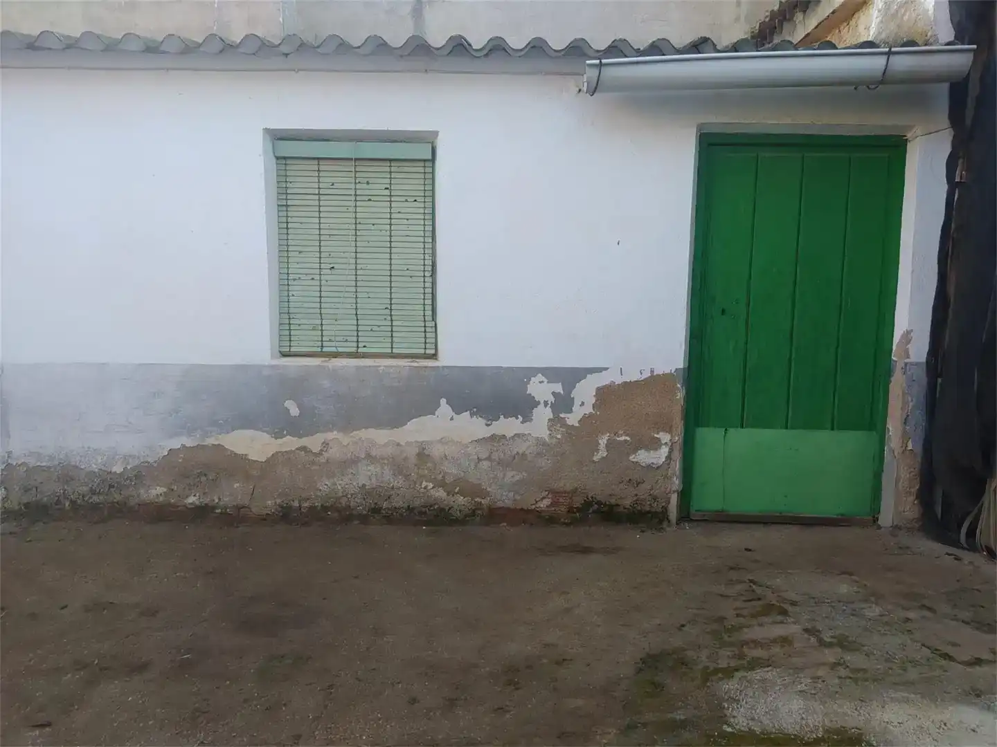 Vista exterior de Casa adosada en venta en La Herrera con Trastero, Amueblado y Balcón