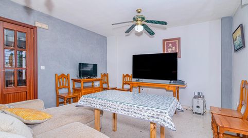 Foto 2 de Casa adosada en venta en Calle Mulhacén, Cúllar Vega, Granada