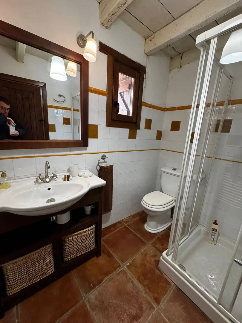 Baño de Finca rústica en venta en La Pobla de Benifassà con Calefacción, Jardín privado y Terraza