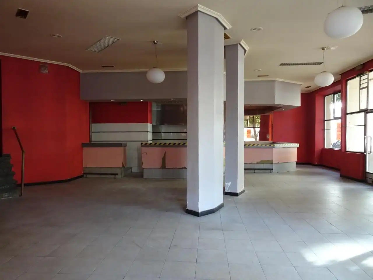 Local comercial en alquiler en Calle Gran Via De San Marcos 45 24002 Leon, imagen 2