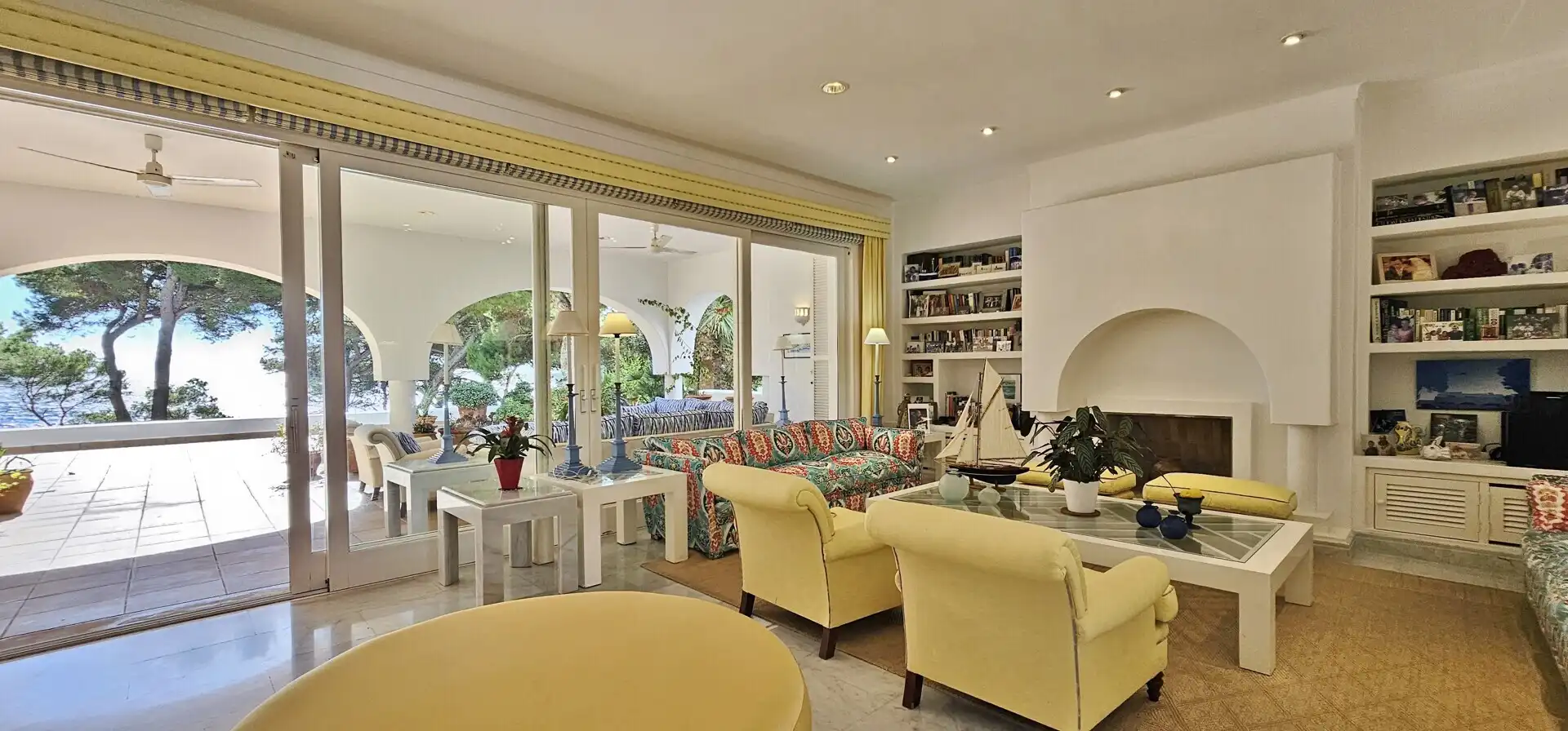 Sala d'estar de Casa o xalet en venda en Santanyí amb Jardí privat, Terrassa i Piscina